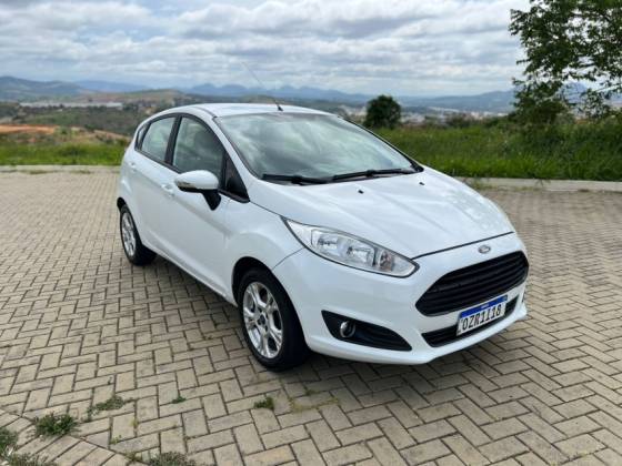 FORD FIESTA 1.6 SE HATCH 16V FLEX 4P POWERSHIFT
